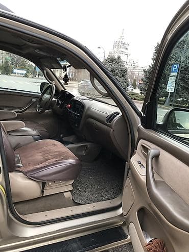 man: Toyota Sequoia: 2004 г., 4.7 л, Автомат, Бензин, Внедорожник — 10