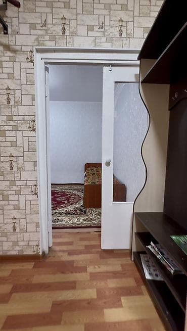 Батирлер: 1 бөлмө, 37 м², 105-серия, 3 кабат, Косметикалык оңдоо — 1