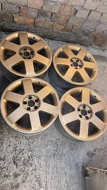 Комплект литых дисков R17, 5 шпилек (5×100) предположительно)