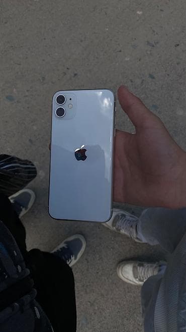 IPhone 11, Б/у, 64 ГБ, Белый, 73 %
