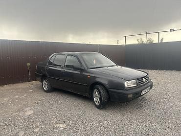 ford focus 2000: Volkswagen Vento: 1993 г., 1.8 л, Ручные, Газ, Седан — 1