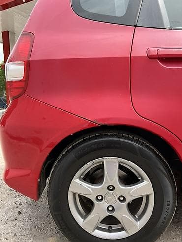 люки крыши: Honda Fit: 2005 г., Механика, Хэтчбэк — 8