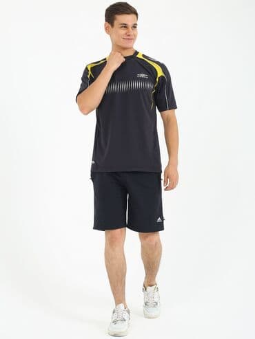 оборудование для нижнего белья: Футболка UMBRO AS045 Материал: Climacool Цена 1200 с. размеры от — 4