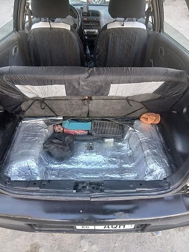 сокулук селекция: Suzuki Alto: 2003 г., 1.1 л, Кол менен иштөөчү, Бензин, Хетчбек — 9