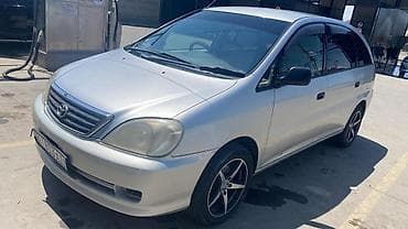 Toyota Nadia: 2002 г., 2 л, Автомат, Бензин, Минивэн — 2