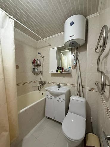 3 к: 3 комнаты, 58 м², 104 серия, 4 этаж, Косметический ремонт — 6