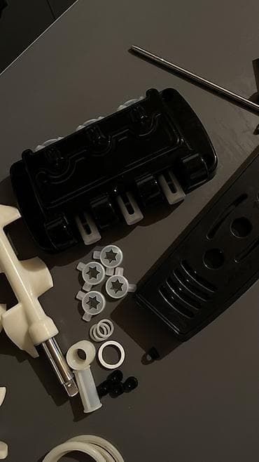 набор фрезы: Продаю аппарат для мягкого мороженого. Состояние — абсолютно новый, ни — 7