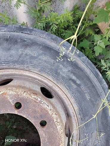шины 285 70 19 5: Колеса в сборе 285 / 70 / R 19.5, Всесезонная, Б/у, 1 шт, Грузовики/Автобусы, Железные, отверстий - 8 — 2