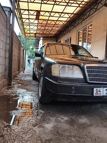 Продажа авто: Mercedes-Benz E-Class: 1993 г., 2.2 л, Механика, Бензин, Седан — 3