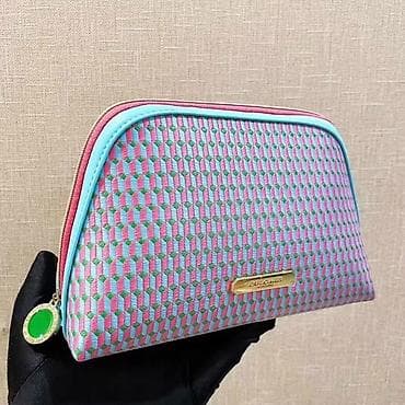 Продаю косметичку Bulgari
Новые 
Есть 2 вида