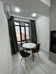 посуточно дом: 1 бөлмө, Душ кабинасы, Жаздык, жууркан-төшөк каптары, Кондиционер — 2