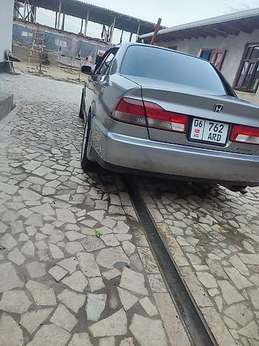 мотор майы: Honda Accord: 2001 г., 1.8 л, Автомат, Бензин, Седан — 1