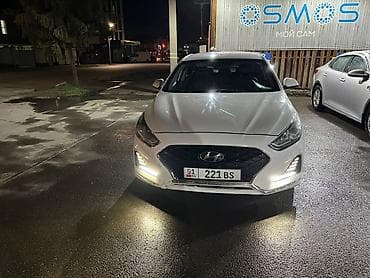 продаю в рассрочку авто: Hyundai Sonata: 2019 г., 2 л, Автомат, Газ, Седан — 3