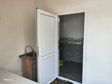 снять в аренду комнату в общежитии: 20 кв. м, Эмереги менен — 6