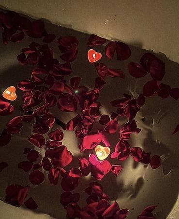 уголок под цветы: Романтическое оформление пространства “под ключ” - Декор свечами — 4