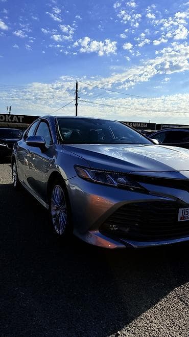авто морник: Toyota Camry: 2020 г., Гибрид, Седан — 2