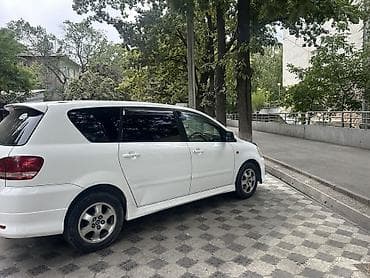 mini v: Toyota Ipsum: 2002 г., 2.4 л, Автомат, Бензин, Минивэн — 8