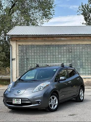 ниссан leaf: Nissan Leaf: 2015 г., Автомат, Электромобиль, Хэтчбэк — 1