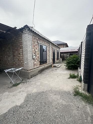 Продается Дом г.Бишкек новопавловка (Ленинский район) 10 соток по — 4