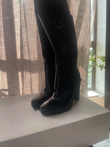 женская модельная обувь больших размеров: Сапоги, 37, Guess, Новый, цвет - Черный, Бесплатная доставка, Самовывоз — 1