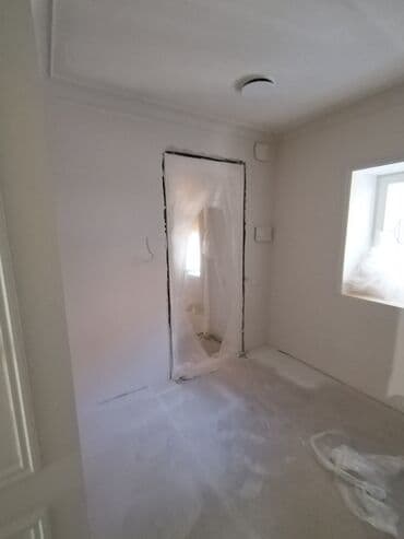 услуги ремонта квартир: Покраска стен, Покраска потолков, Покраска дверей, На масляной основе, На водной основе, Больше 6 лет опыта — 6