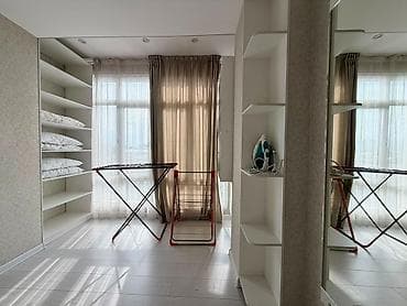 well: For rent a 3 bedroom apartment in the Golden Square. 116 Toktogul — 3