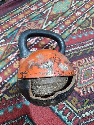 басейн бишкек: Продаю гирю 16 килограмм чугунный разборный. цена окончательная — 2
