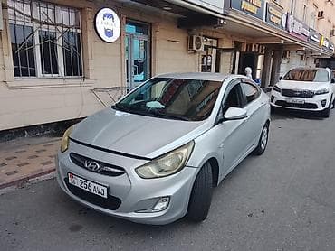 audu a6: Hyundai Solaris: 2012 г., 1.6 л, Автомат, Бензин, Седан — 3