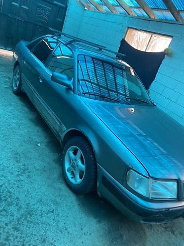 Audi 100: 1991 г., Седан