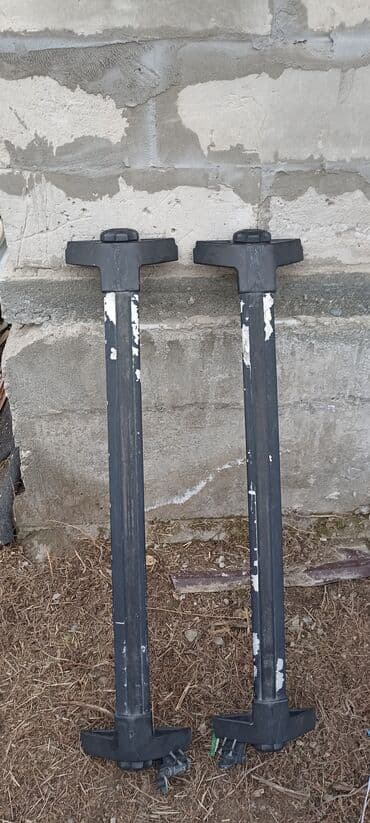 внутренний гранат: Infiniti QX4: 2001 г., 3.5 л, Бензин, Внедорожник — 10