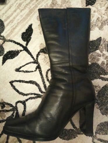 Женские кожаные сапоги, внутри натуральный мех. б.у в отличном