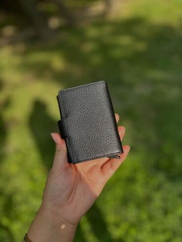 Атайын кийим: Картхолдер, түсү - Күрөң, Жаңы, Унисекс — 9