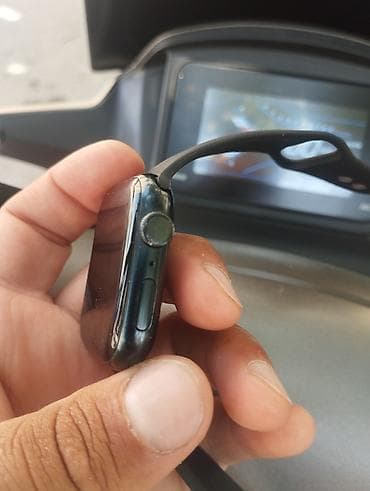смарт: Apple Watch Nike (серия с циферблатами Nike). Цвет корпуса — тёмный — 4