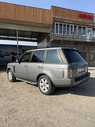авто с российскими номерами: Land Rover Range Rover: 2004 г., 4.4 л, Автомат, Газ, Внедорожник — 1
