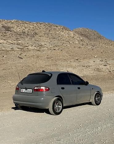 Daewoo Lanos: 1999 г., 2 л, Кол менен иштөөчү, Бензин, Хетчбек — 6