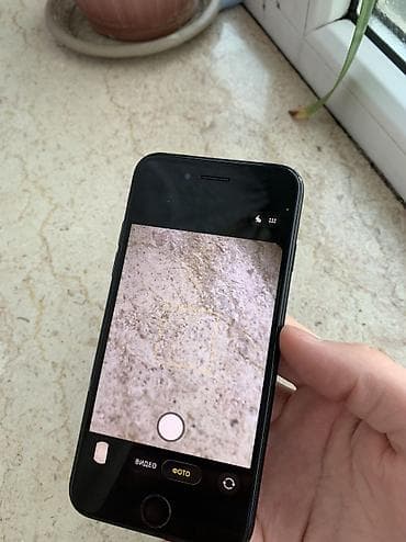 aphone 11: IPhone SE 2020, Б/у, 64 ГБ, Черный, 76 % — 3