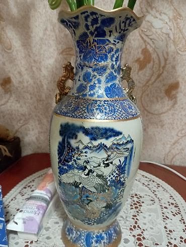 декор текстура: Керамическая ваза с росписью - Материал: керамика. - Цвет основы — 5