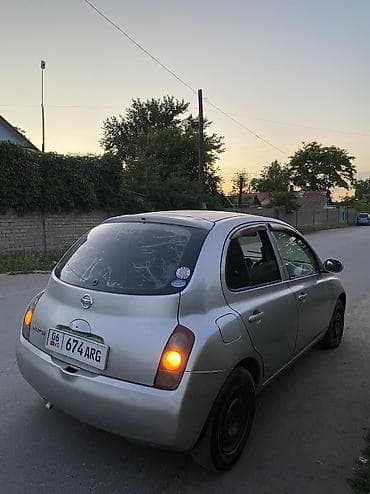 audi 4 2: Nissan March: 2001 г., 1.3 л, Автомат, Бензин, Хэтчбэк — 2