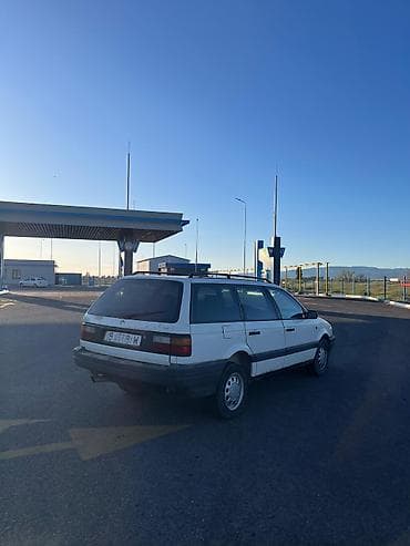 Транспорт: Volkswagen Passat Variant: 1992 г., 1.8 л, Механика, Бензин, Универсал — 6