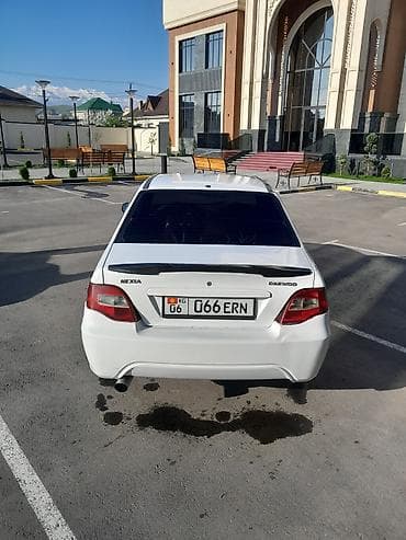 Daewoo Nexia: 2012 г., Ручные, Бензин, Седан