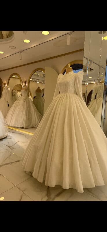 Свадебное платье, M, Дизайнерское, Пышное, Турция, Жемчуг, Стразы, Новый