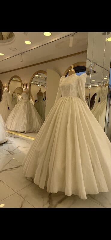 свадебное платье без кольца: Свадебное платье, M, Дизайнерское, Пышное, Турция, Жемчуг, Стразы, Новый — 1