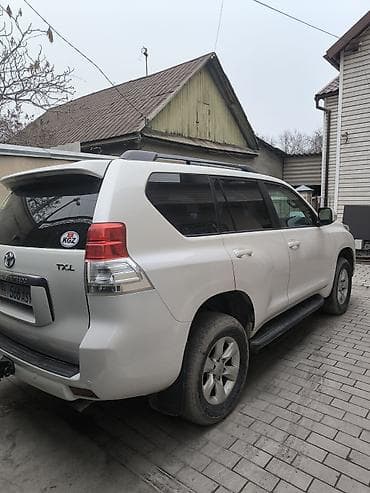 Toyota Land Cruiser Prado: 2011 г., 2.7 л, Автомат, Газ, Внедорожник