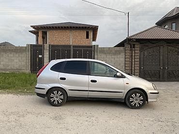 Nissan Almera Tino: 2003 г., 1.8 л, Механика, Бензин, Хэтчбэк — 4