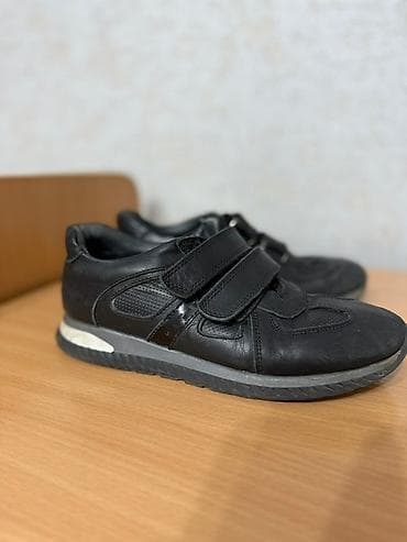 Туфлилер: Продается подростковая обувь, кожаная обувь, б/у, размер 34-35 — 7