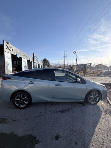 prius c: Toyota Prius: 2019 г., 1.8 л, Вариатор, Гибрид, Хэтчбэк — 5