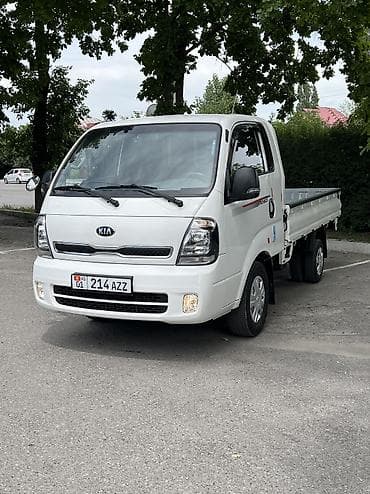 john dere: Kia BONGO: 2020 г., 2.4 л, Механика, Газ, Фургон — 1