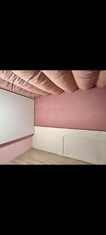 5000 сом кино: 10мкр Сдаётся помещение Площадь: 350м2 Можно под офис, компьютерный — 6