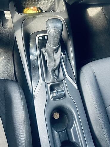 тайта карола: Toyota Corolla: 2021 г., 1.8 л, Гибрид, Седан — 7