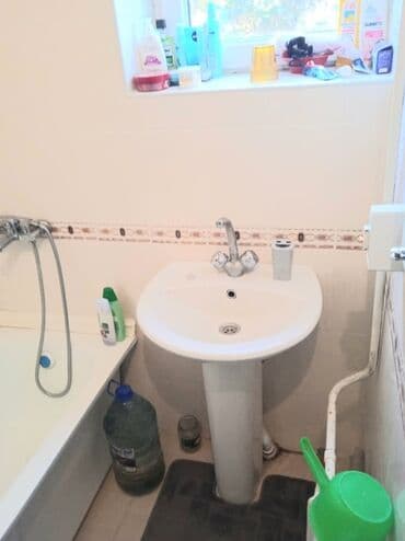 снять частный дом недорого: 3 комнаты, 63 м², Индивидуалка, 3 этаж, Косметический ремонт — 9